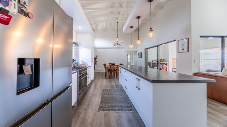 3 Bedroom Property for Sale in Parklands North Western Cape